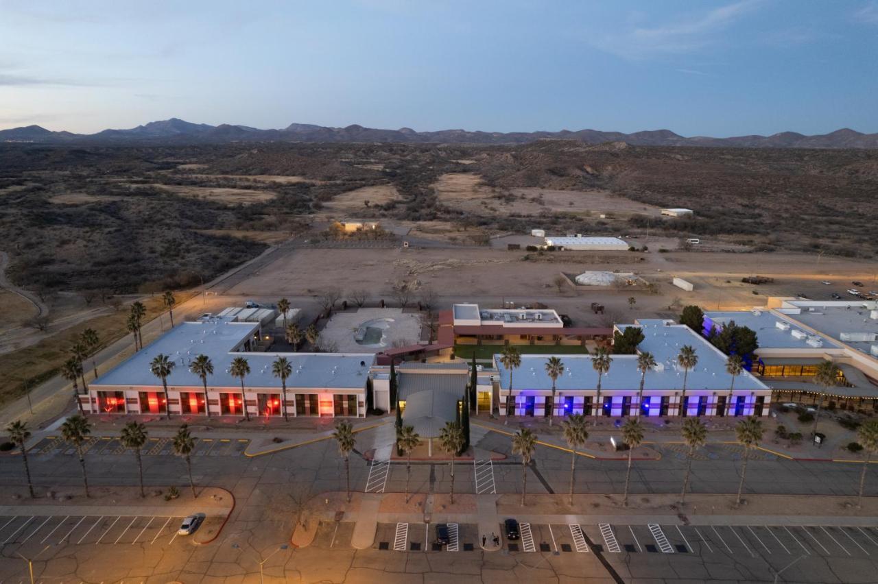 Apache Gold Resort Hotel & Casino غلوب المظهر الخارجي الصورة